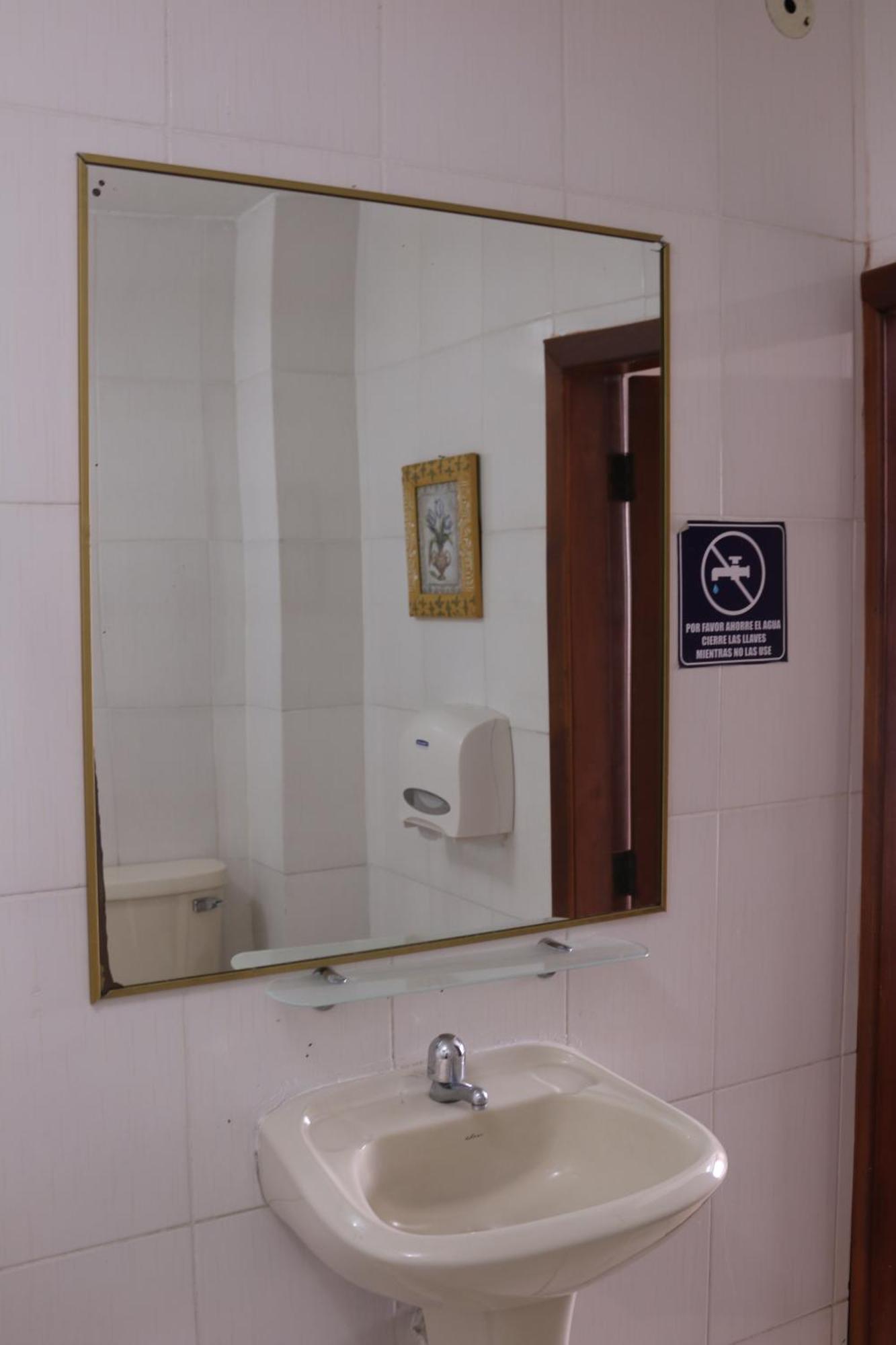 Tropical Inn Hotel Guayaquil Eksteriør billede
